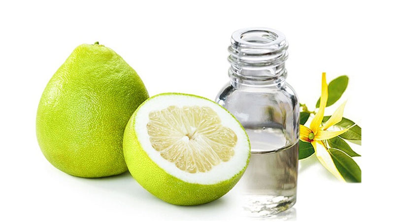 Sử dụng tinh dầu bưởi kết hợp dầu dừa