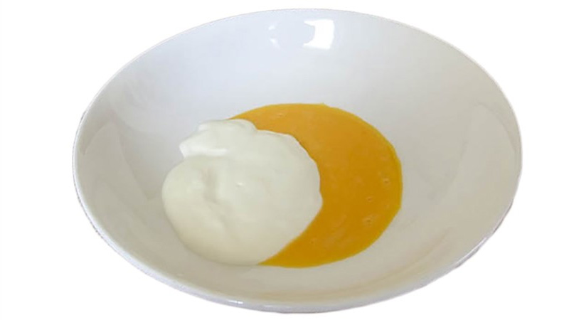 Mặt nạ từ sữa chua và lòng đỏ trứng