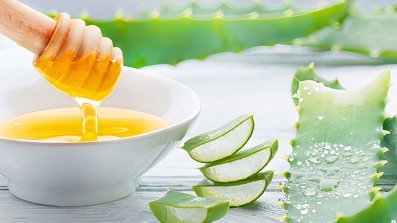 Kích thích tóc mọc bằng lô hội và mật ong